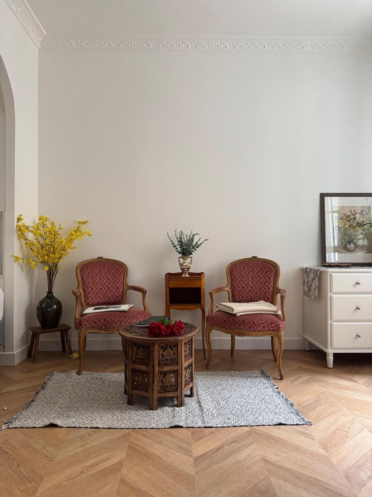 - Near Eiffel Tower Parigi